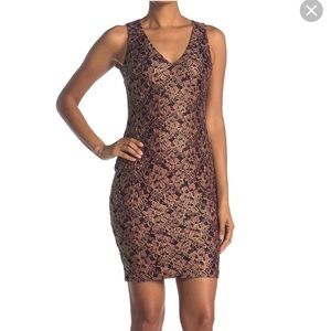 Guess Lace Bodycon Cocktail Dress - Burgundy/Wine Floral Pattern w Gold Accent